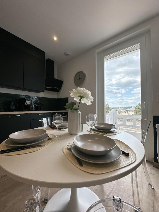 Sacre Appartement/Jardin/Parking/Wifi Rodez Exteriör bild