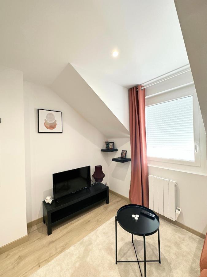 Sacre Appartement/Jardin/Parking/Wifi Rodez Exteriör bild